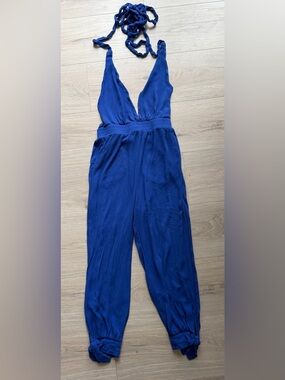 Lulus Halter Tapered V Neck Jumpsuit